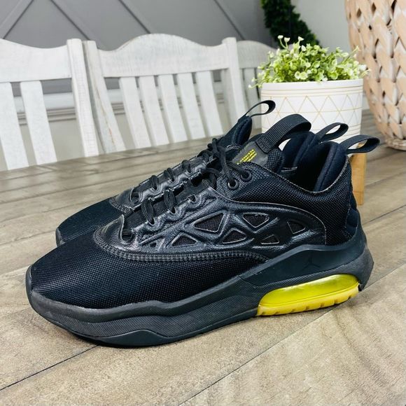 🚨‼️Final Sale‼️Nike Jordan Air Max 200 XX Black Dynamic Yellow Sneakers 6 - Picture 2 of 7